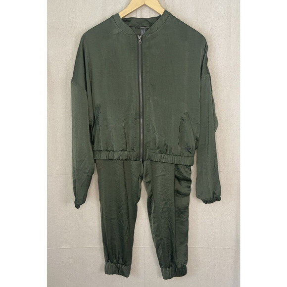 Sweaty Betty Women's Track Suit Medium‎ Green Lightweight Athleisure Activewear - Picture 1 of 11